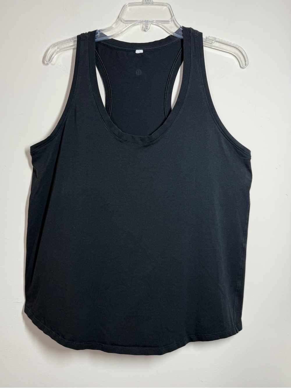 Lululemon L Women’s Black Racerback Tank Top Shirt